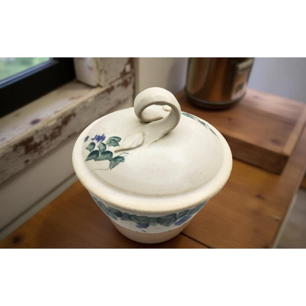 Vintage Paine Falls Pottery stoneware lidded baking dish with grape vines design - Picture 6 of 13